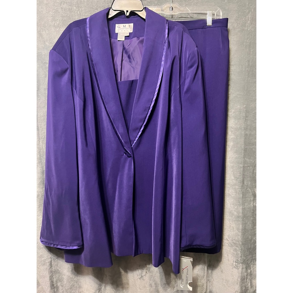 G.M.I. Woman Purple 2 Piece Skirt Suit 38W NWT Dickie Satin Trim Church Formal
